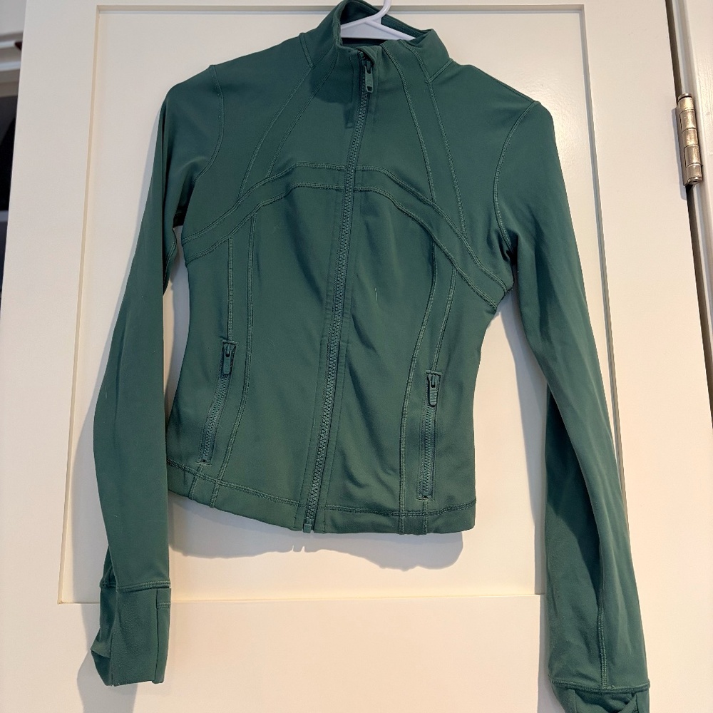 Lululemon Cropped Scuba